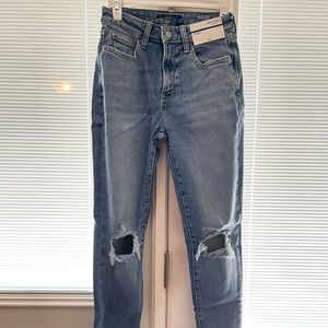 NWT Arizona Skinny Distressed Jeans, Size 5
